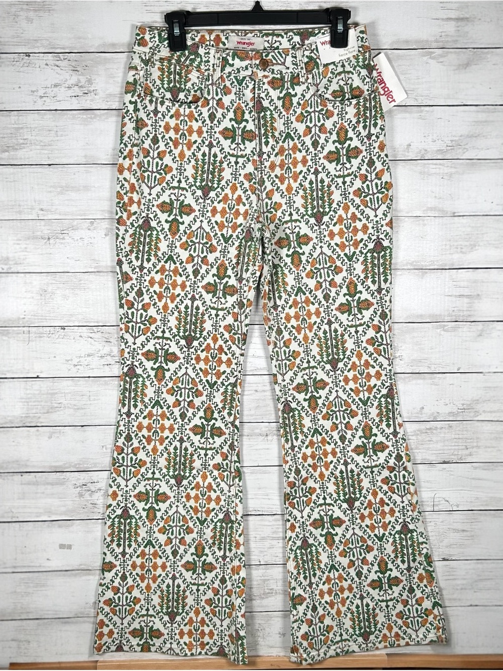Wrangler High Rise Fierce Flare Jeans Floral Cross Stitch Print 12/ 31x32 NWT - Picture 4 of 9